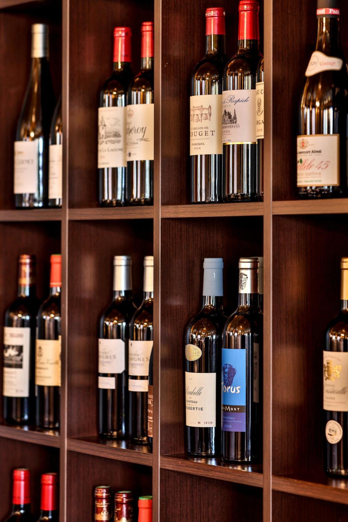 Logis Hotel-Restaurant Les Voyageurs La Coquille Eksteriør bilde