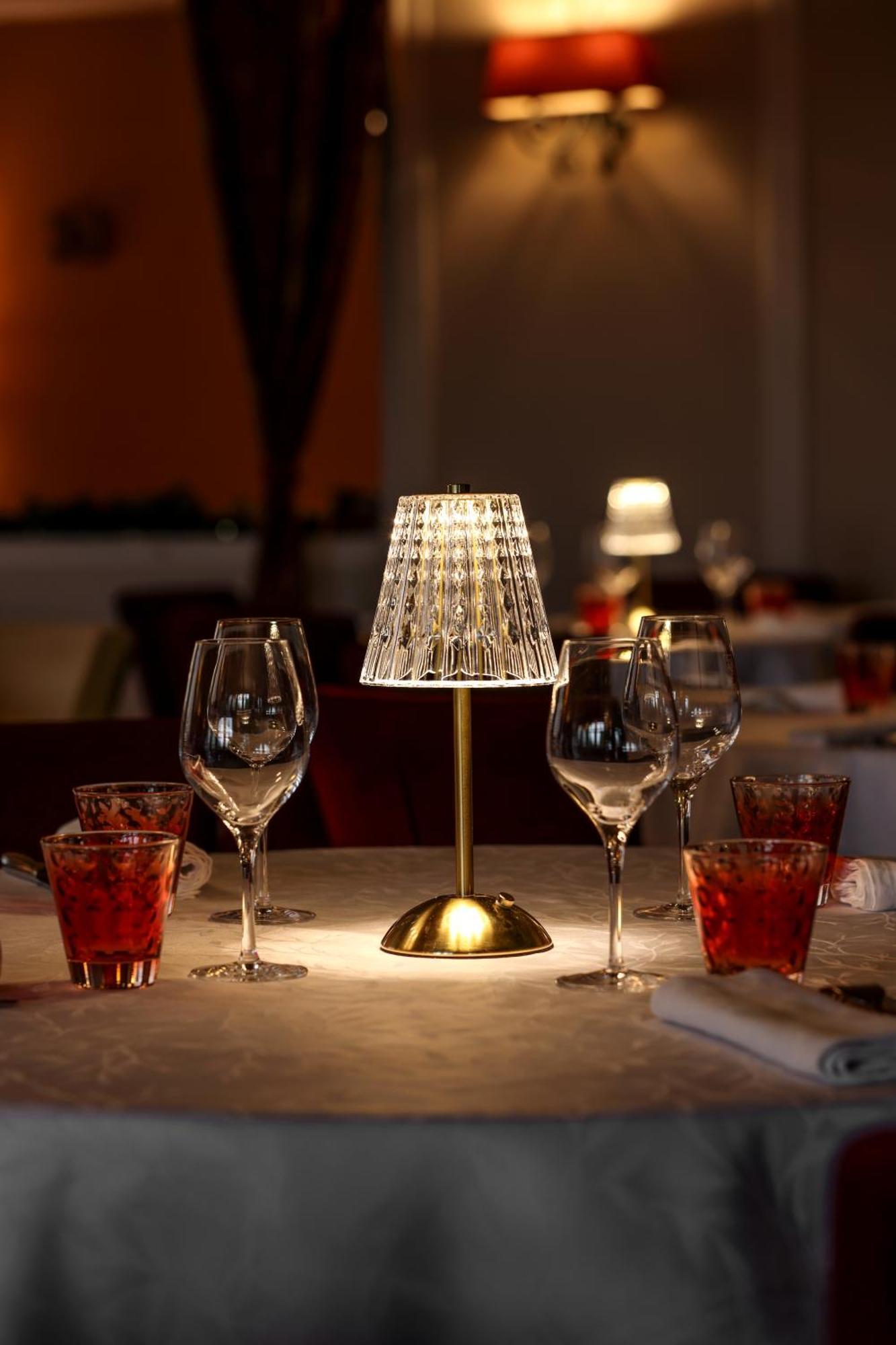 Logis Hotel-Restaurant Les Voyageurs La Coquille Eksteriør bilde